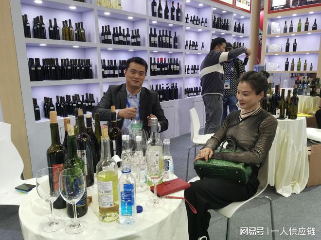 威尼斯官方网站品格佳酿共鉴葡萄酒不凡风味(图1)